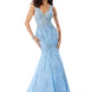 Morilee 46014 Bahama Blue Beaded Lace Prom Dress NWT Size 8

LIST PRICE: $400